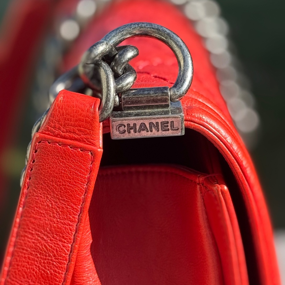 Fiery Red Caviar Leather with Ruthenium Hardware- Chanel Medium Boy Bag - Picture 8 of 10